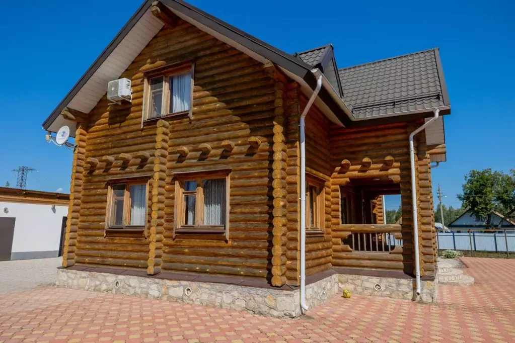 Дом в Оренбургская область, Сакмарский район, Верхнечебеньковский ... - Фото 1