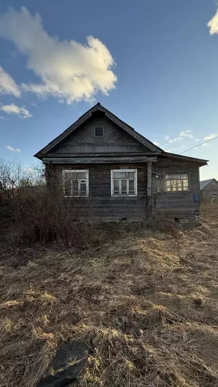 Дом в Ивановская область, Шуйский район, пос. Колобово пер. 1-й ... - Фото 0