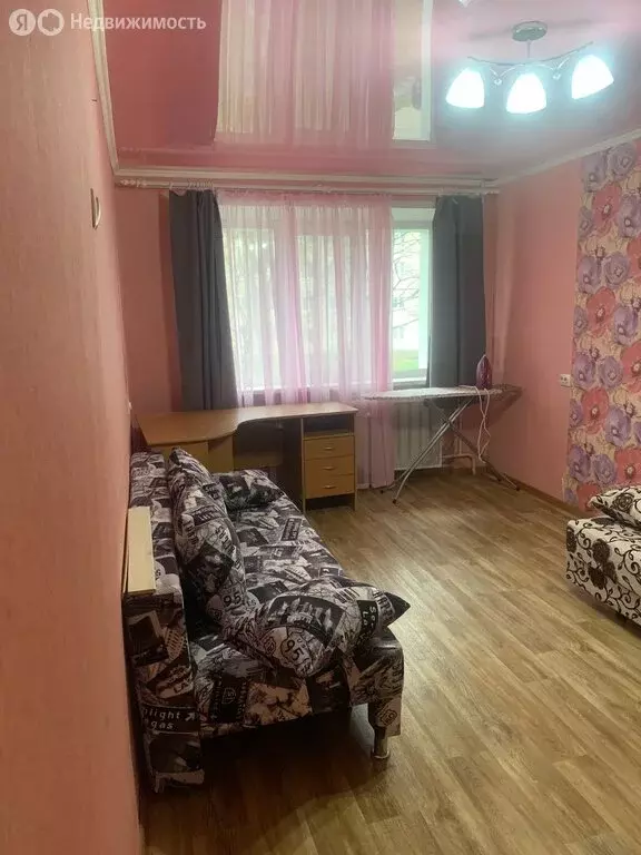 3-комнатная квартира: Губаха, проспект Ленина, 49 (61.1 м) - Фото 1