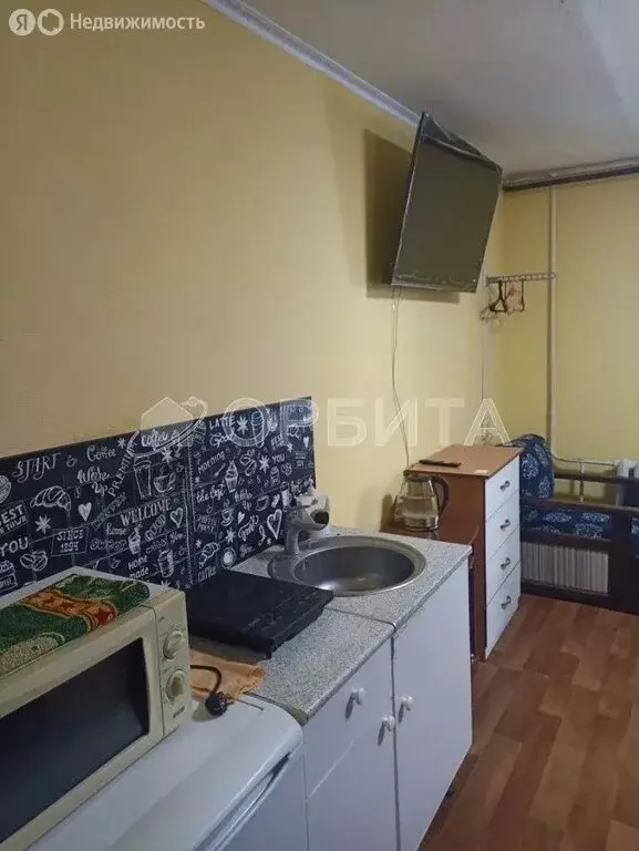 4-комнатная квартира: Тюмень, улица Щербакова, 112 (72.1 м) - Фото 1