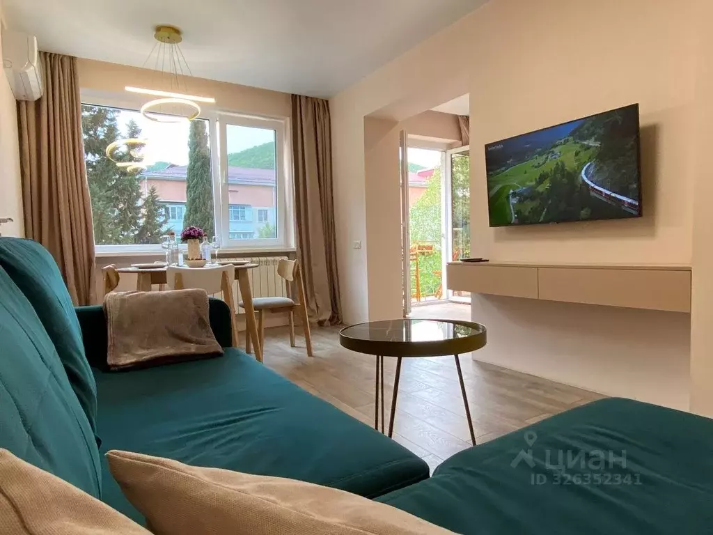 2-к кв. Краснодарский край, Туапсе Керченская ул., 17 (46.0 м) - Фото 1