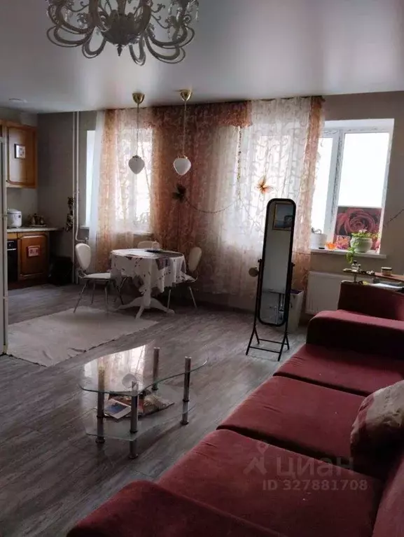 3-к кв. Самарская область, Самара Осетинская ул., 2 (80.0 м) - Фото 1