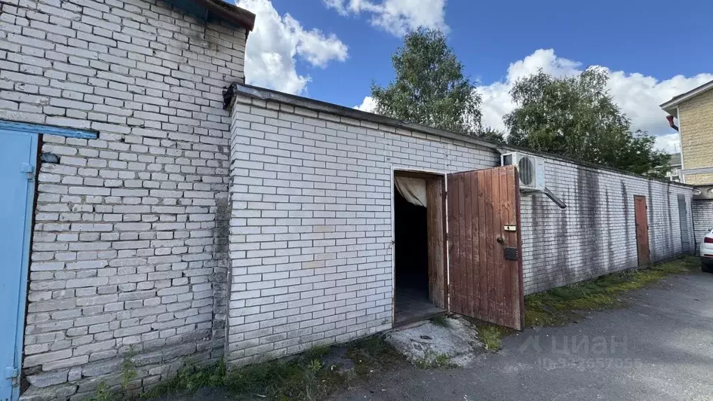 Гараж в Ленинградская область, Гатчина ул. Урицкого, 9 (54 м) - Фото 1