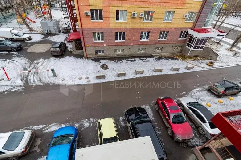Помещение свободного назначения в Тюменская область, Тюмень ул. 30 лет ... - Фото 1