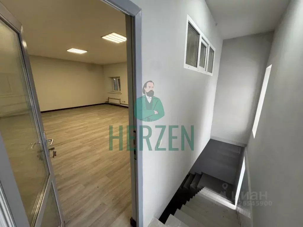 Склад в Московская область, Долгопрудный ул. Жуковского, 8а (1820 м) - Фото 1