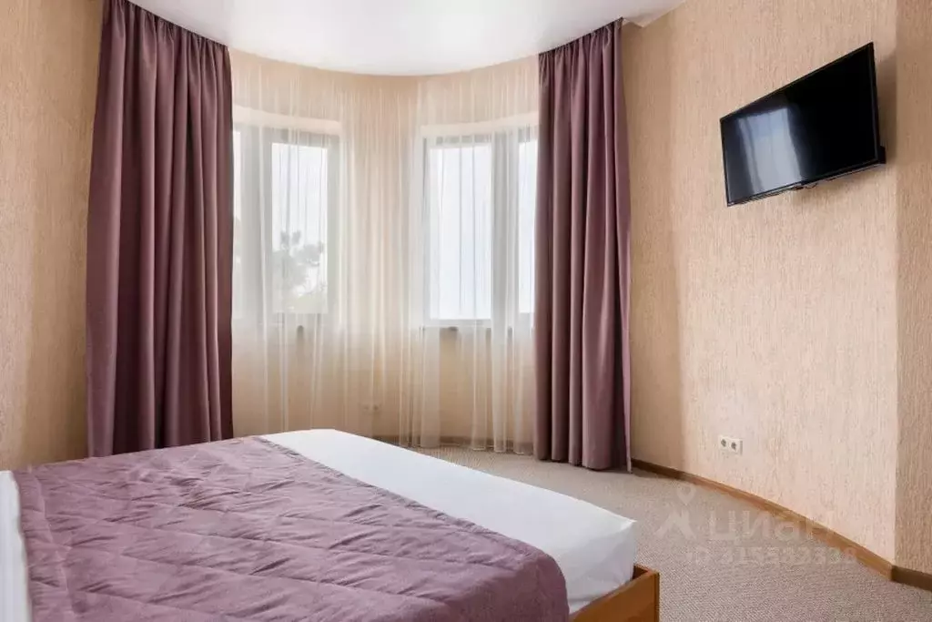 Комната Краснодарский край, Геленджик Садовая ул., 42 - Фото 1