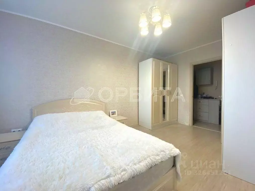 2-к кв. Тюменская область, Тюмень ул. Елизарова, 12 (53.6 м) - Фото 2