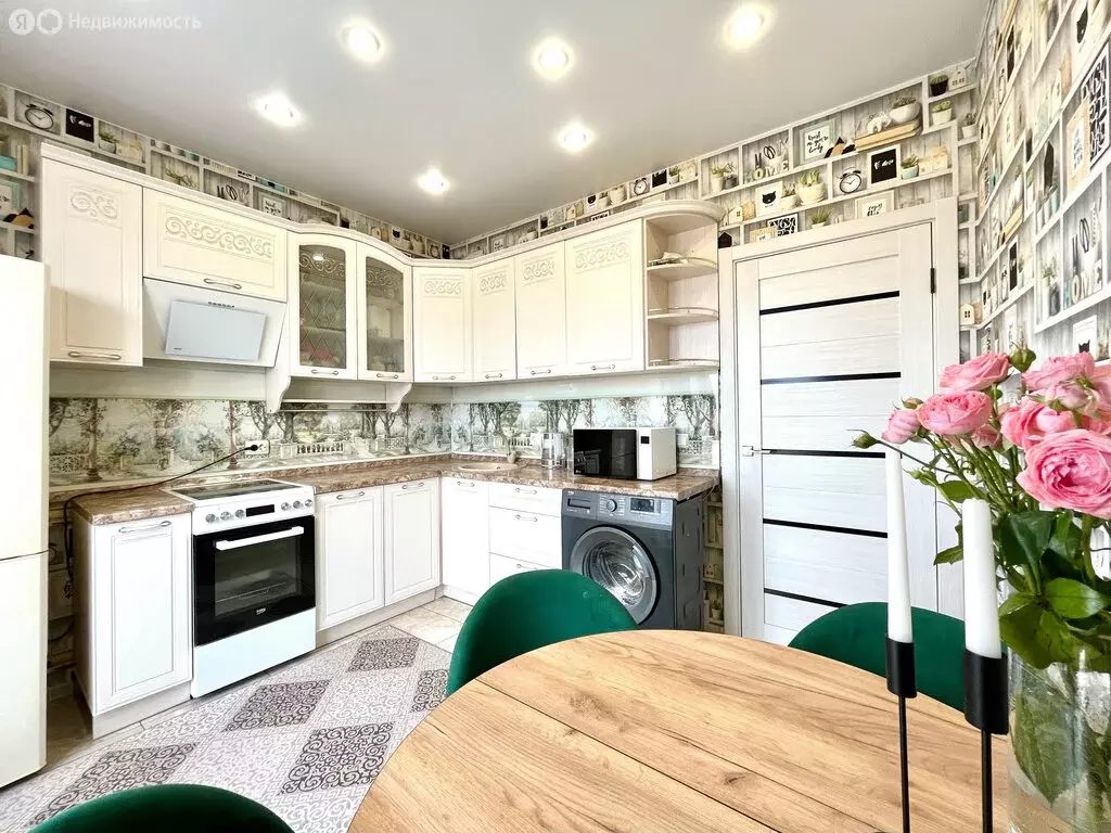 2-комнатная квартира: Иркутск, 6-я Советская улица, 80/2 (60 м) - Фото 1