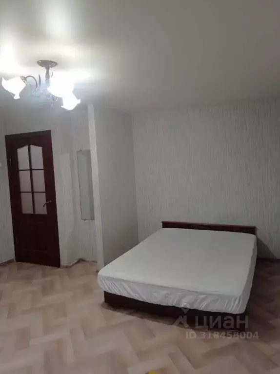 1-к кв. Крым, Симферополь ул. Гагарина (32.0 м) - Фото 0