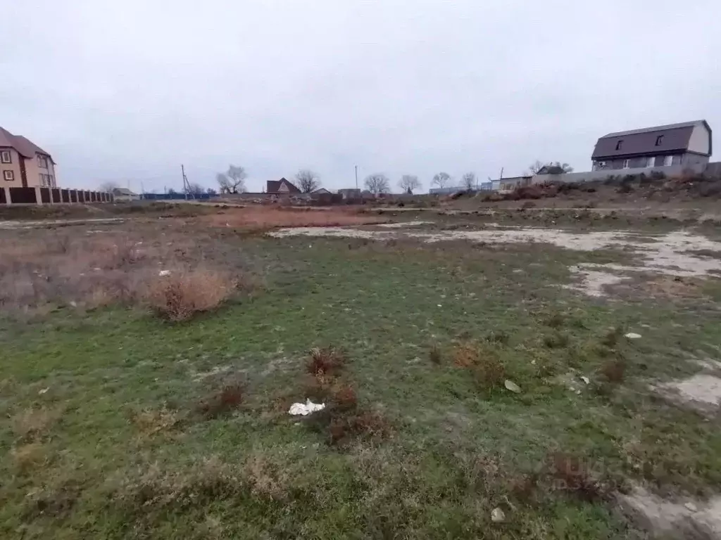 Участок в Астраханская область, Икрянинский район, с. Бахтемир ул. ... - Фото 2