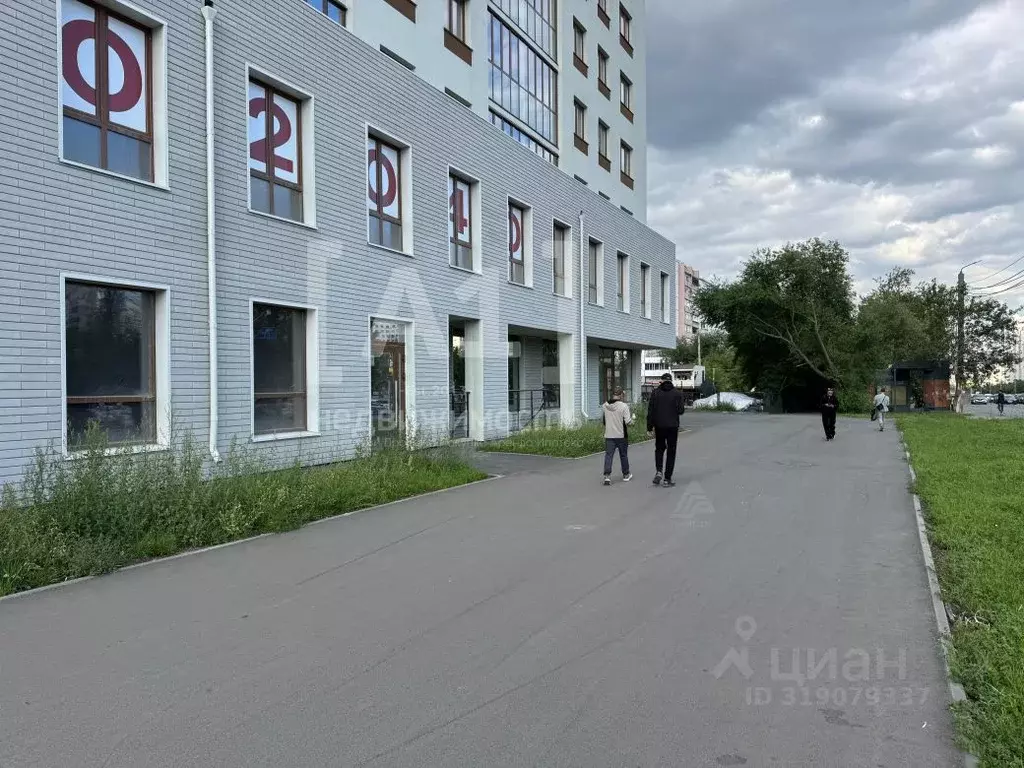 Торговая площадь в Челябинская область, Челябинск ул. Братьев ... - Фото 1