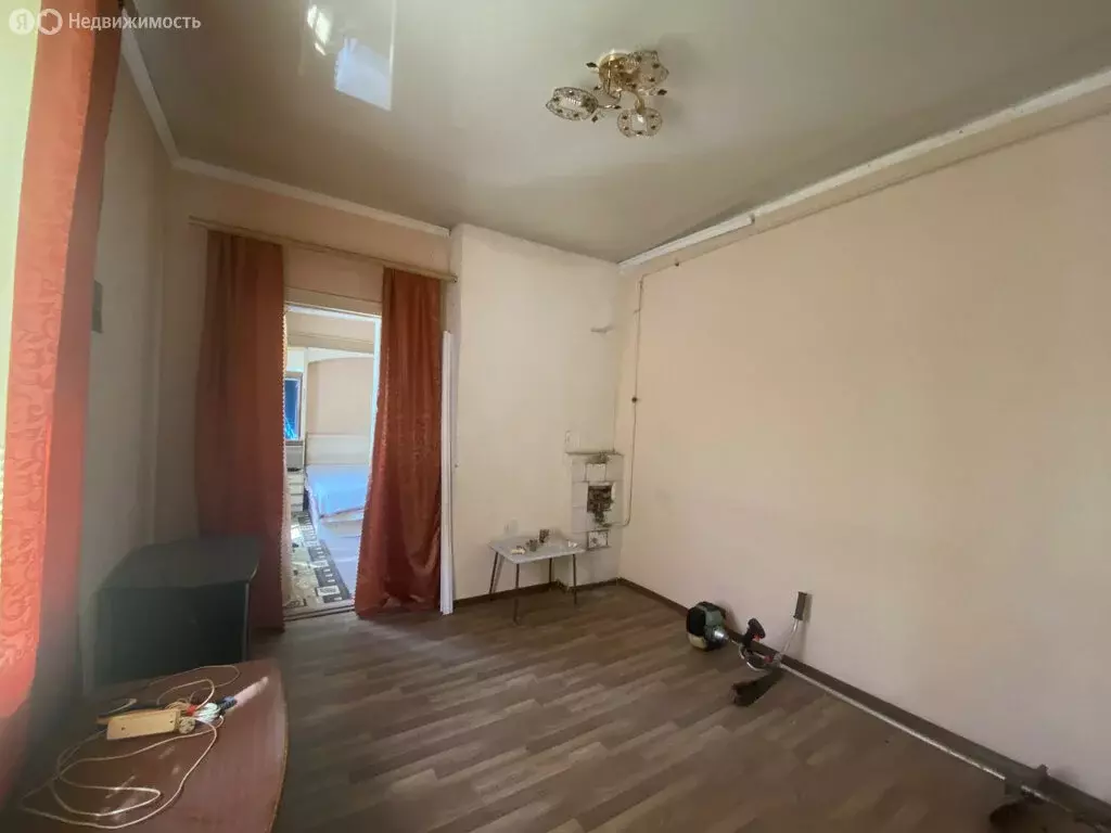 2-комнатная квартира: Щербиновский, улица Комарова, 7 (27 м) - Фото 1