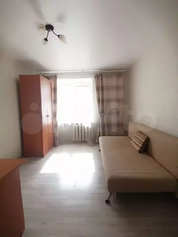 Комната 18 м в 1-к., 1/9 эт. - Фото 1
