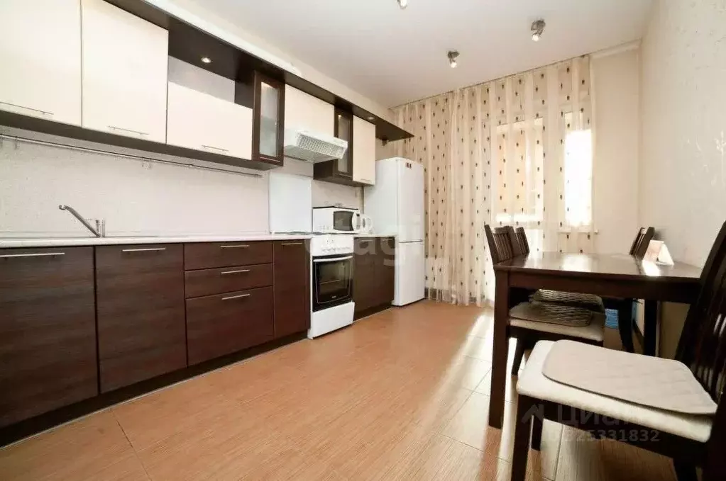 1-к кв. Свердловская область, Екатеринбург ул. Бажова, 68 (44.2 м) - Фото 1