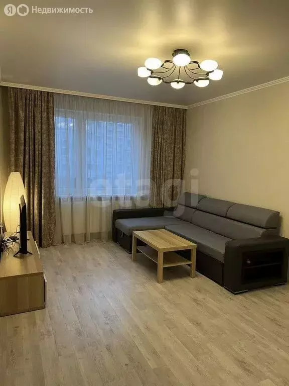 1-комнатная квартира: Калининград, Елизаветинская улица, 3 (41.1 м) - Фото 1