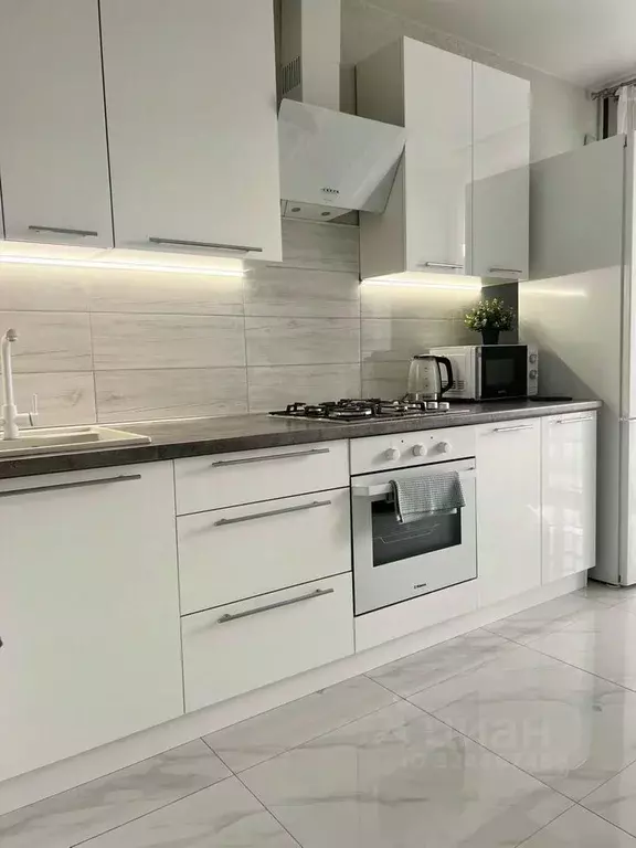 1-к кв. Калининградская область, Калининград Рассветная ул., 25 (41.0 ... - Фото 1