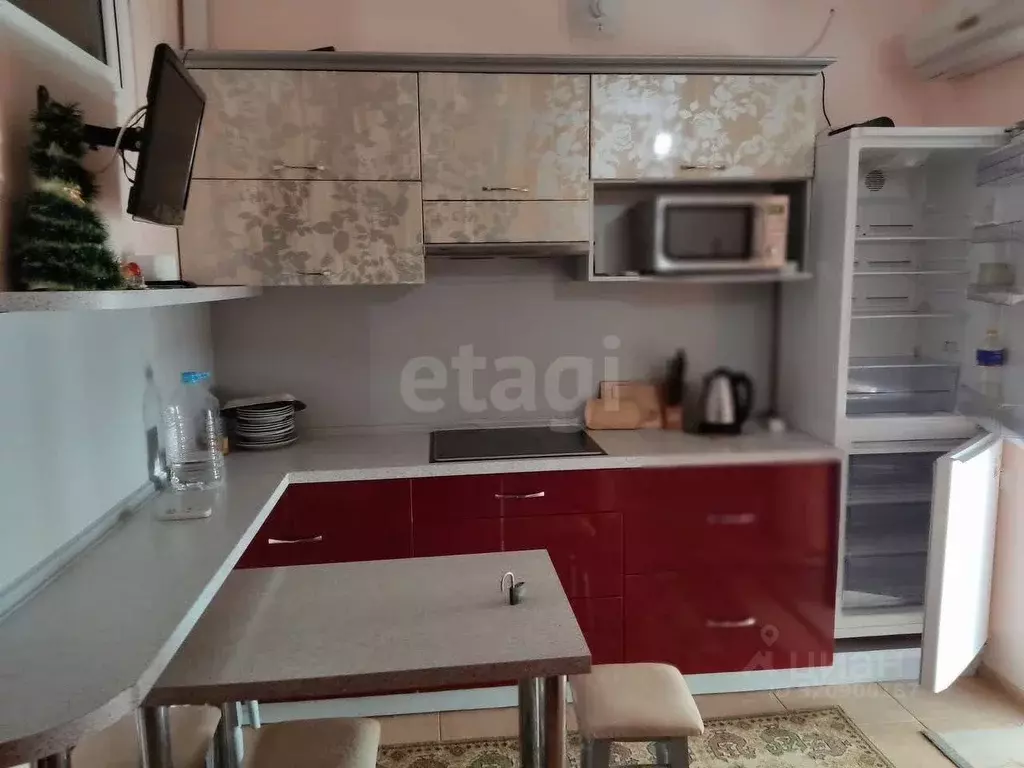 Дом в Крым, Симферопольский район, Николаевка пгт ул. Октябрьской ... - Фото 1