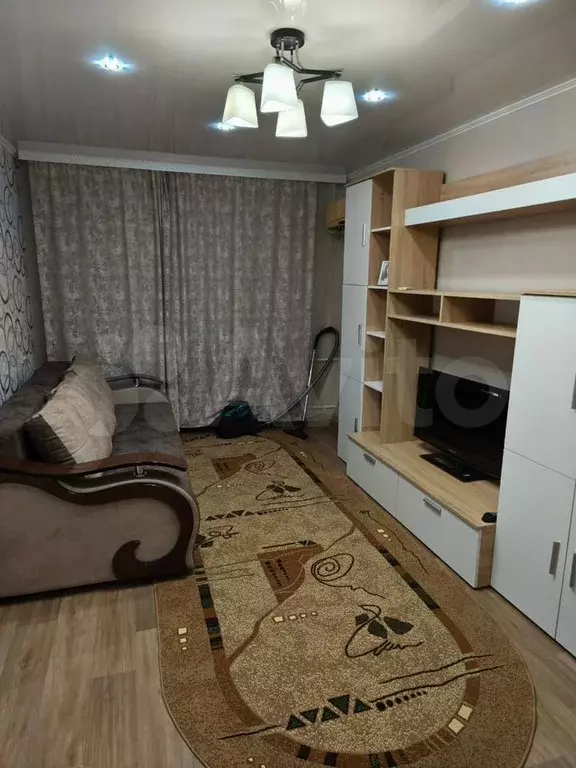 1-к. квартира, 30 м, 1/4 эт. - Фото 0