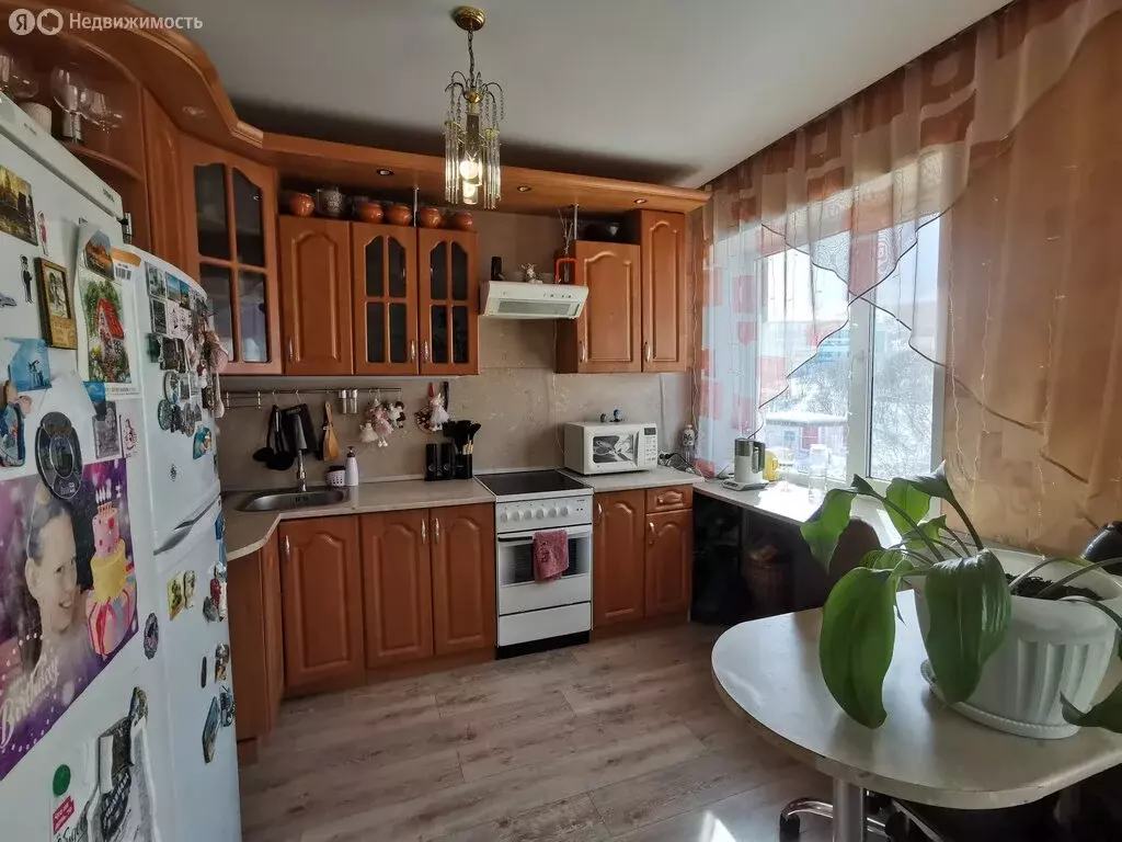 3-комнатная квартира: Магадан, Речная улица, 63 (71.5 м) - Фото 2