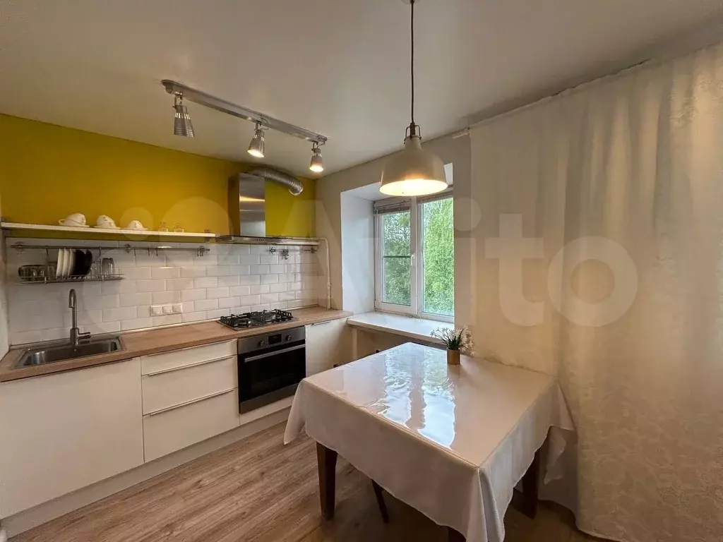 2-к. квартира, 43 м, 5/5 эт. - Фото 0