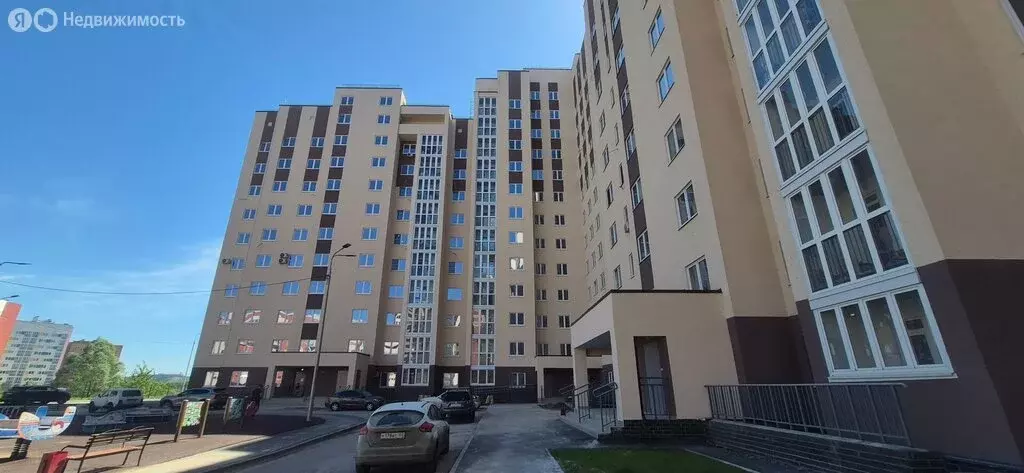 3-комнатная квартира: Уфа, улица Рашита Нигмати, 12 (82.61 м) - Фото 1
