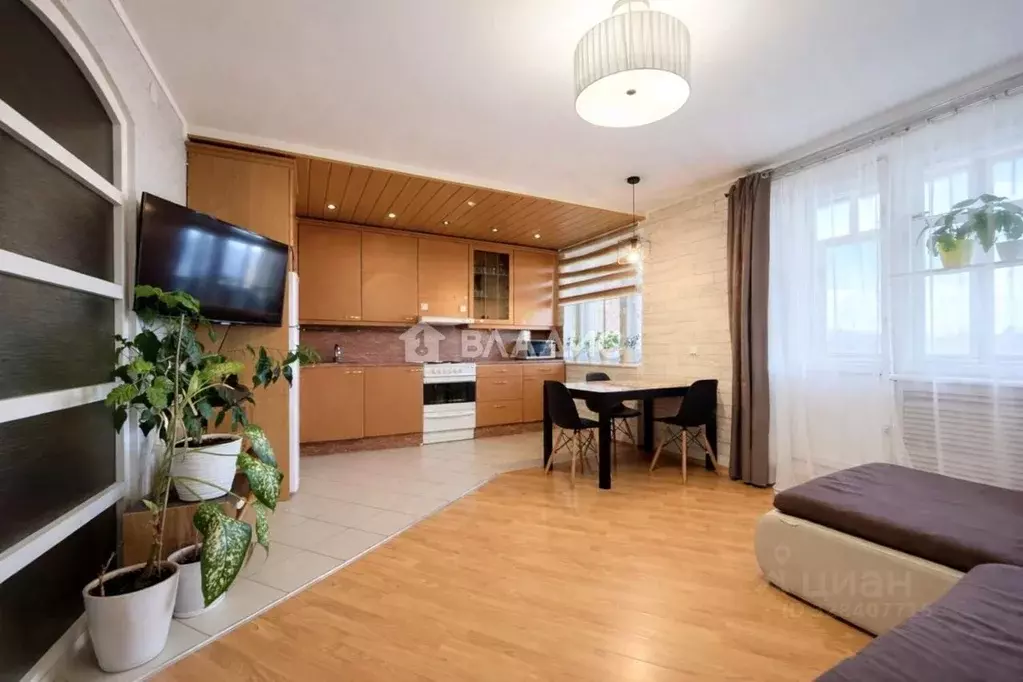 3-к кв. Карелия, Петрозаводск ул. Сусанина, 4а (60.4 м) - Фото 1