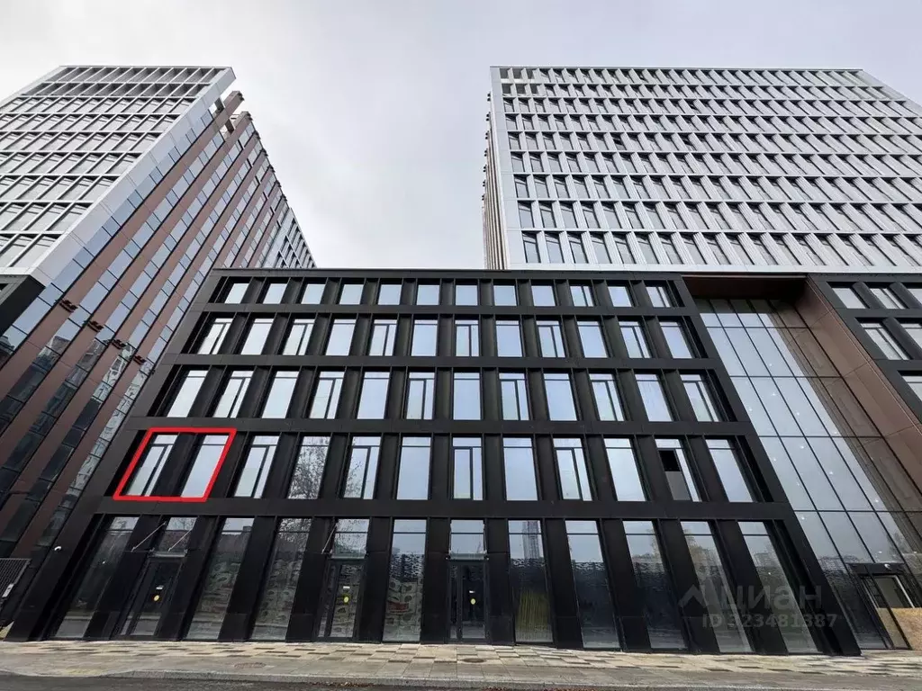 3-к кв. Москва ул. Светланова, 11к2 (150.0 м) - Фото 2