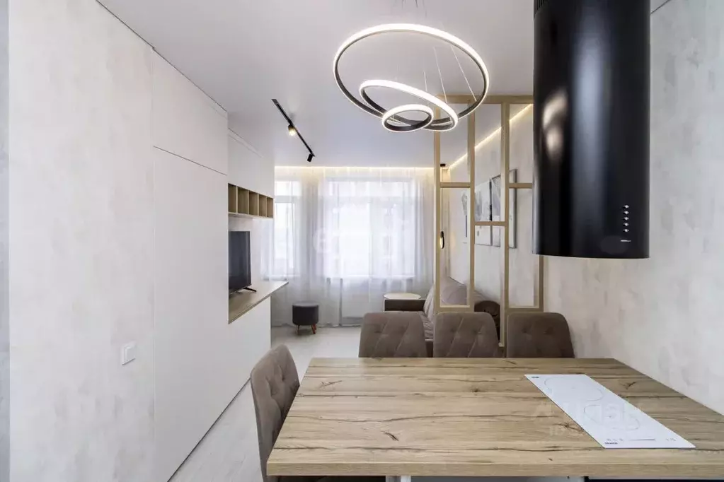 Студия Тюменская область, Тюмень Харьковская ул., 74 (25.4 м) - Фото 1