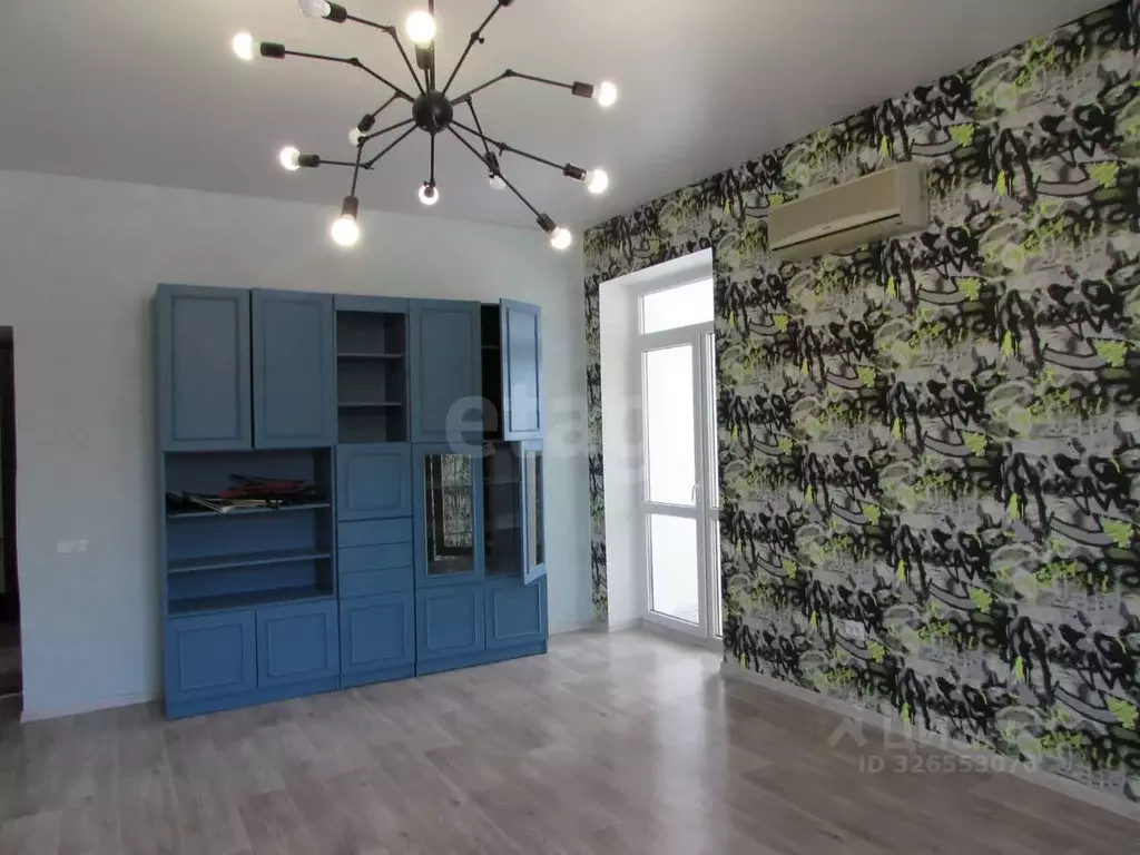 3-к кв. Волгоградская область, Волгоград ул. Генерала Шумилова, 16 ... - Фото 1