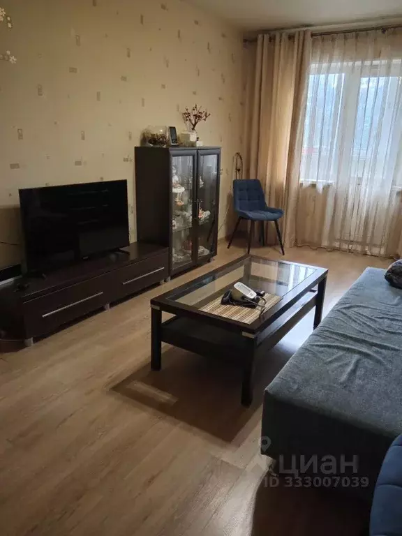 3-к кв. Коми, Сыктывкар ул. Старовского, 59 (60.8 м) - Фото 1
