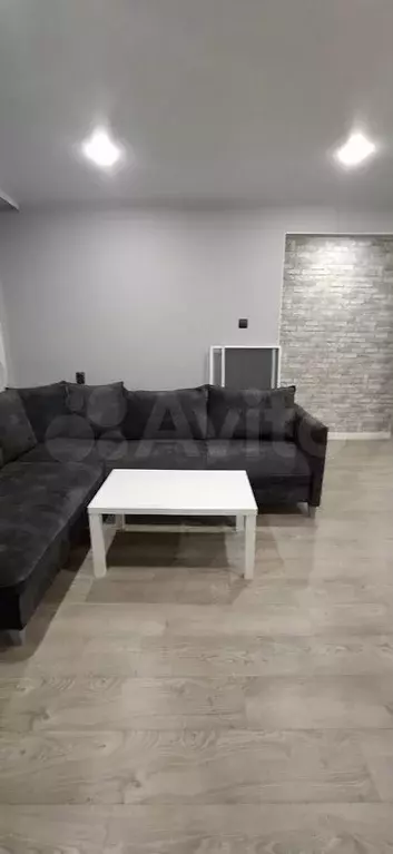 2-к. квартира, 45 м, 1/5 эт. - Фото 1