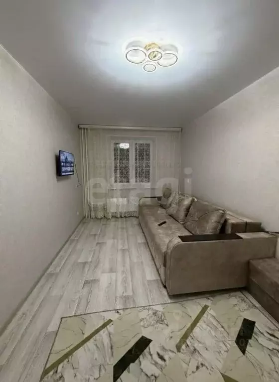 1-к кв. Курганская область, Курган Заозерный жилрайон, 8-й мкр, 5 ... - Фото 2