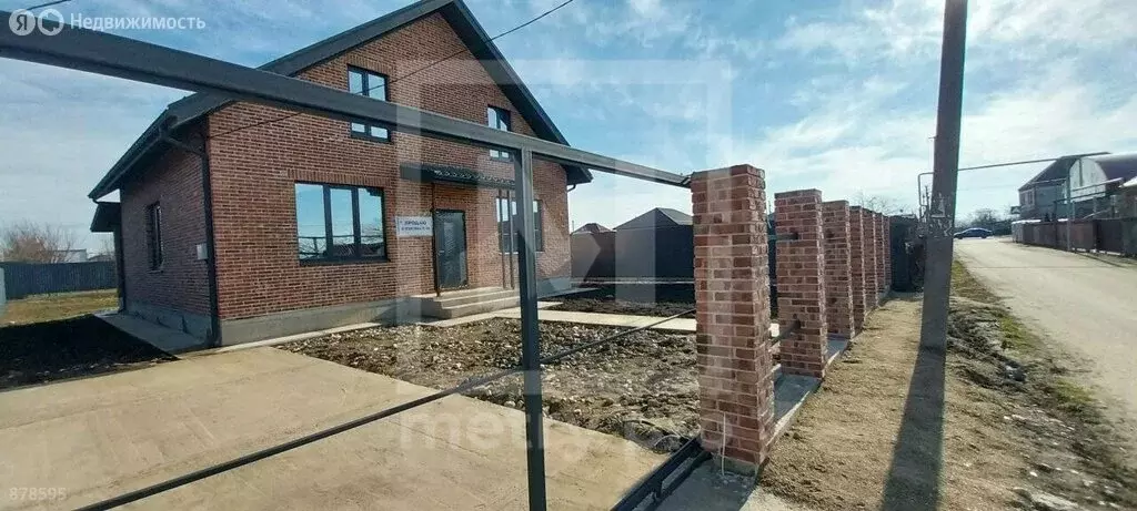 Дом в аул Старобжегокай, улица Гагарина, 2/1 (174.6 м) - Фото 0