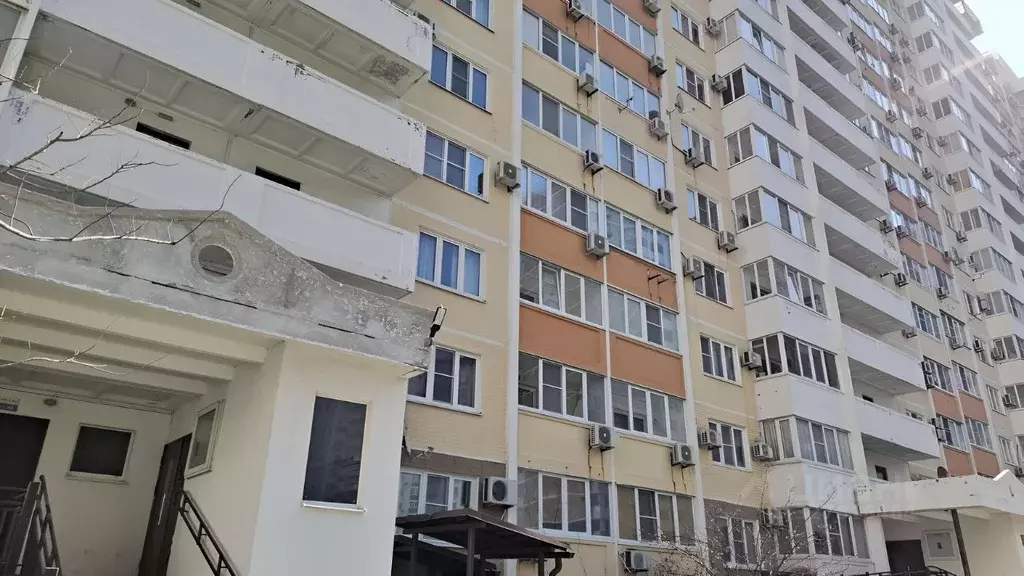 1-к кв. Краснодарский край, Новороссийск Суворовская ул., 79 (39.0 м) - Фото 1