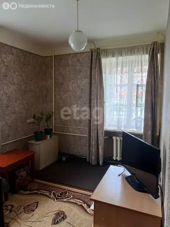 3-комнатная квартира: Кемерово, улица Рукавишникова, 43 (59 м) - Фото 0