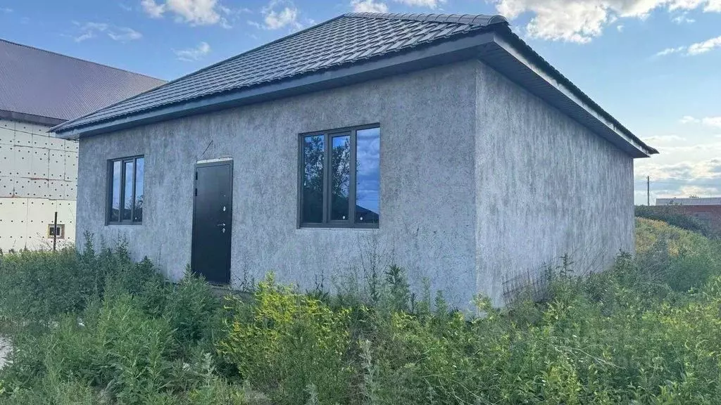 Дом в Оренбургская область, Оренбургский район, Южноуральский ... - Фото 1