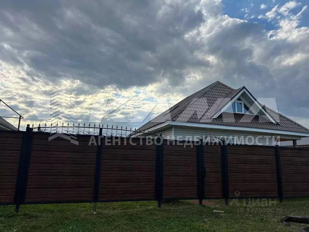 Дом в Татарстан, Тукаевский район, Новотроицкое с/пос, д. Суровка  (85 ... - Фото 0