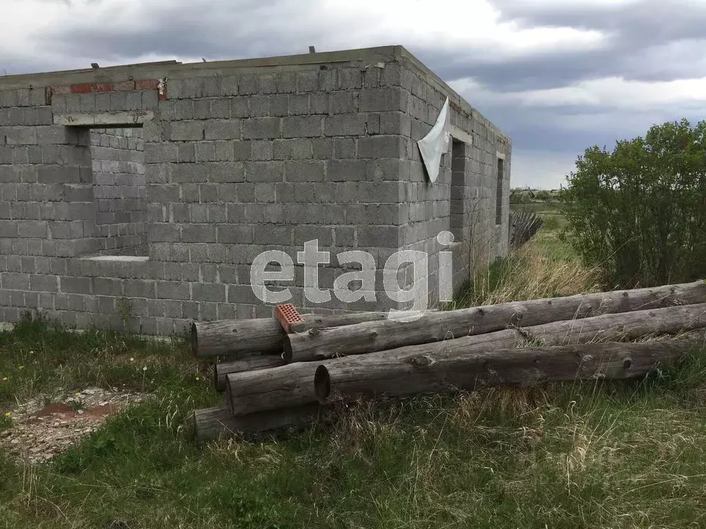 Дом в Свердловская область, Горноуральский муниципальный округ, с. ... - Фото 0