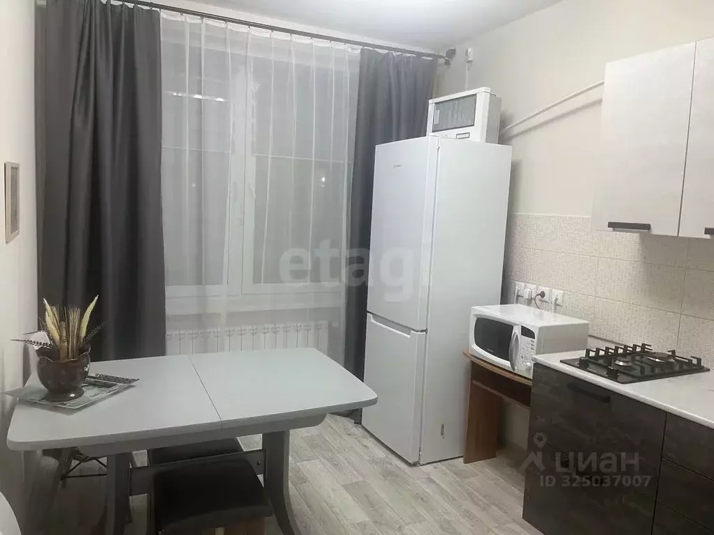 2-к кв. Ямало-Ненецкий АО, Салехард Обдорский мкр, 3к3 (57.4 м) - Фото 2