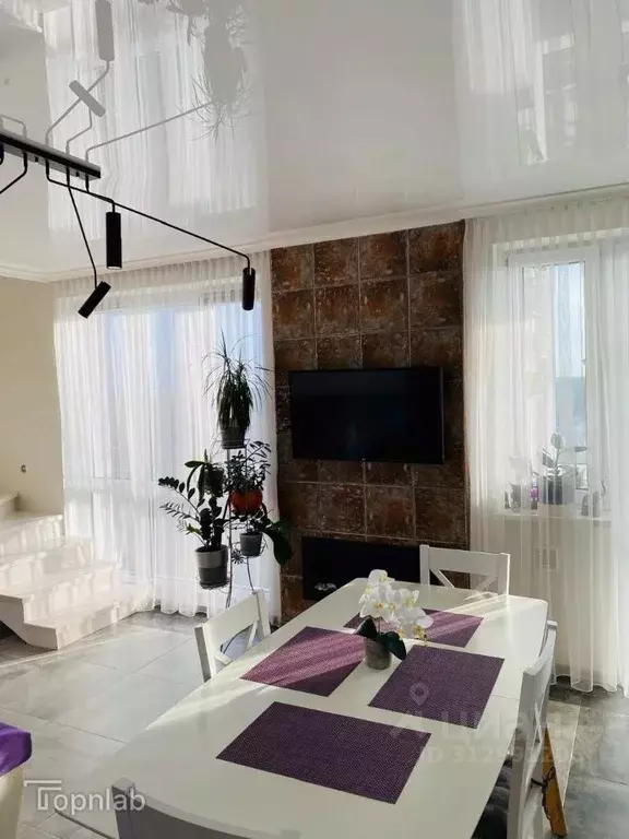 3-к кв. Калининградская область, Калининград Лужская ул., 23Б (95.8 м) - Фото 1