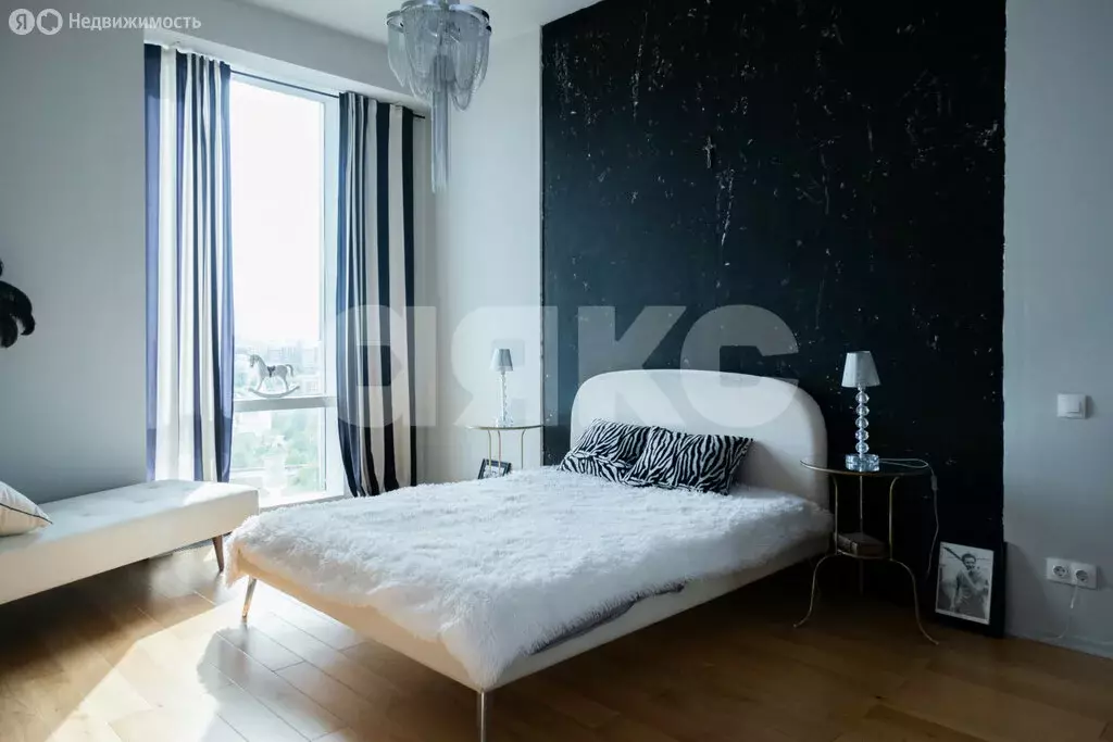 3-комнатная квартира: Москва, Мосфильмовская улица, 8 (100 м) - Фото 1