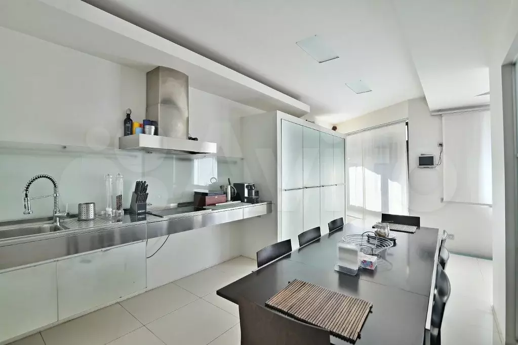 4-к. квартира, 150 м, 4/13 эт. - Фото 0