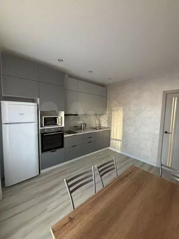 1-к. квартира, 38,5 м, 9/25 эт. - Фото 0