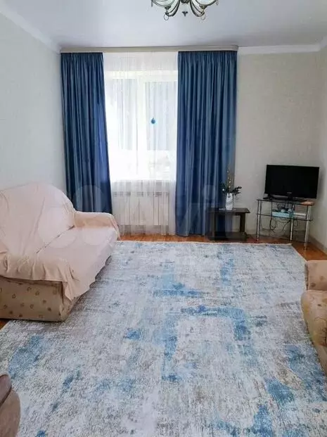 2-к. квартира, 70м, 5/5эт. - Фото 1