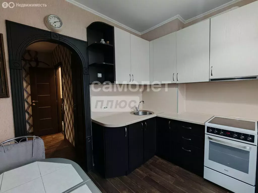 2-комнатная квартира: Омск, 28-я Северная улица, 24 (56.9 м) - Фото 1
