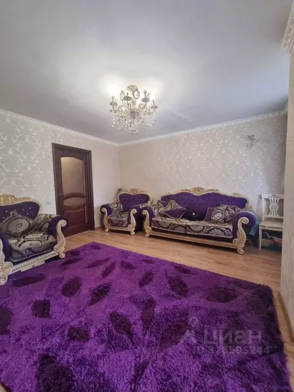 3-к кв. Кабардино-Балкария, Нальчик ул. Атажукина (80.0 м) - Фото 1