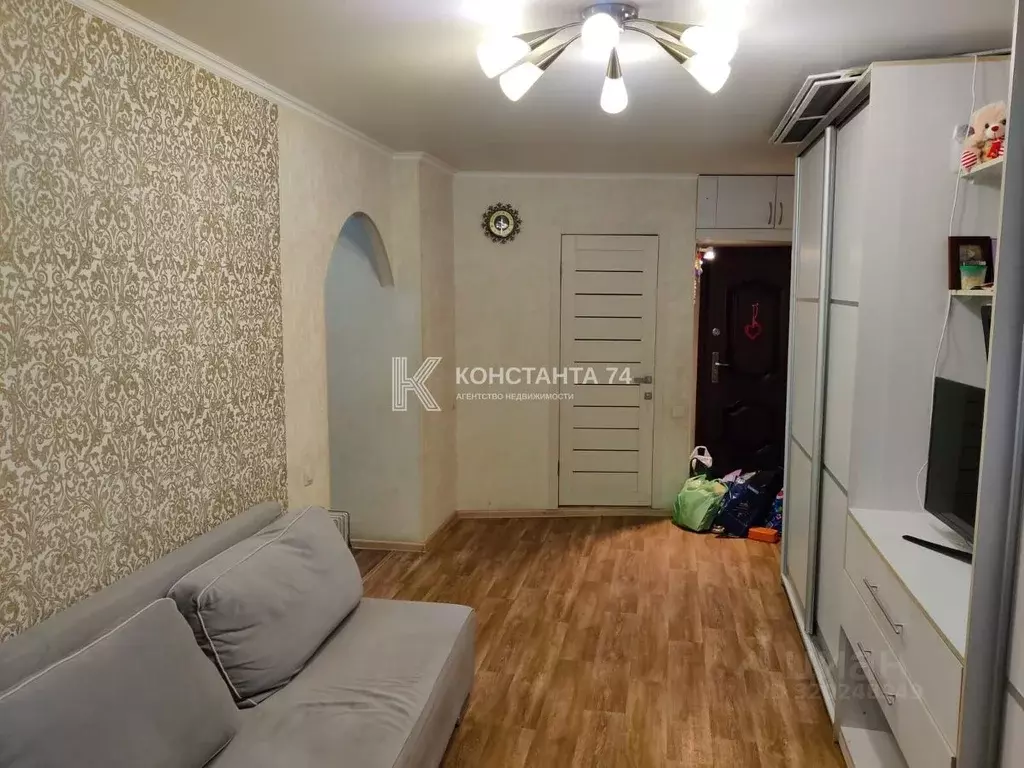 2-к кв. Челябинская область, Челябинск Свердловский просп., 33а (43.0 ... - Фото 1