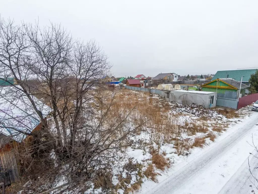 Участок в Тюменская область, Тюмень Садовое товарищество Липовый ... - Фото 1