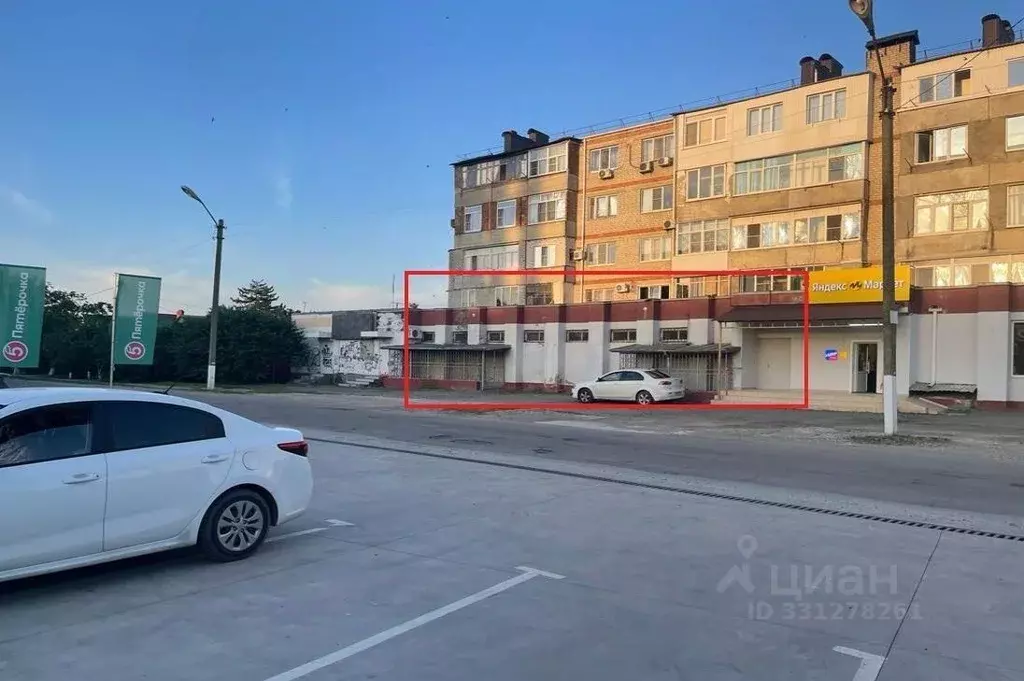 Помещение свободного назначения в Краснодарский край, Крымск ул. ... - Фото 1