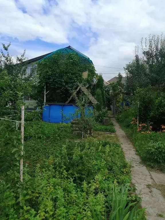 Дом в Саратовская область, Энгельсский район, Красноярское ... - Фото 0